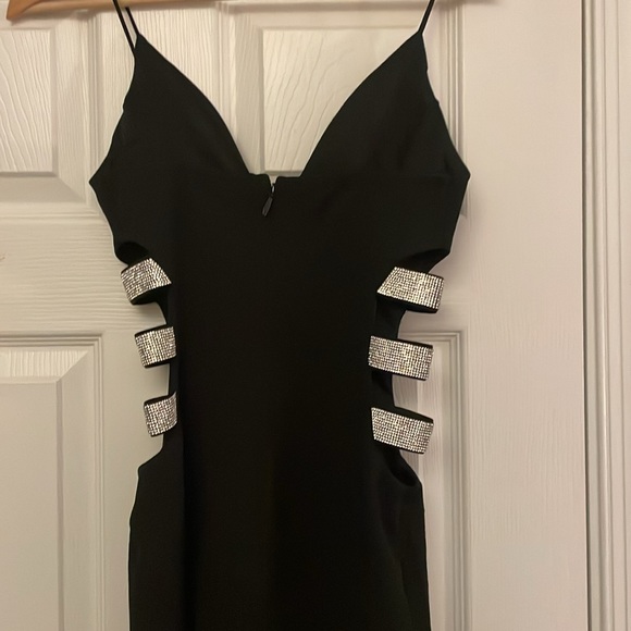 Black cutout homecoming dress - Picture 4 of 7